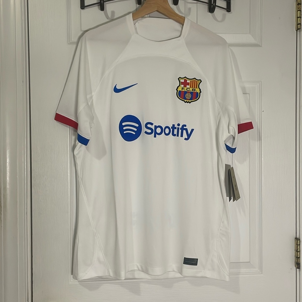 NWT Nike Barcelona Jersey 2023/24 Away